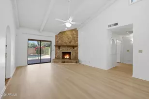 10520 N 78th Pl, Scottsdale, AZ 85258 - Photo 5