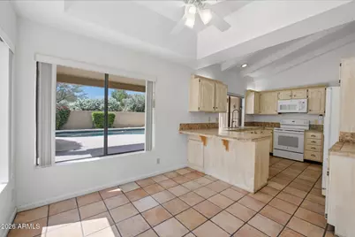 10520 N 78th Place, Scottsdale, AZ 85258 - Photo 7