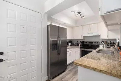 540 N May Street #2081, Mesa, AZ 85201 - Photo 5