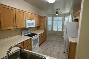 11065 W Marco Polo Rd, Peoria, AZ 85373 - Photo 5