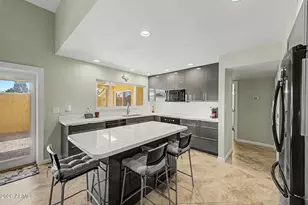 6221 N 21st Dr, Phoenix, AZ 85015 - Photo 17