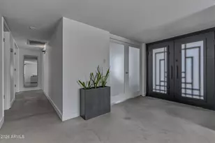 10660 N 44th Ct, Phoenix, AZ 85028 - Photo 23