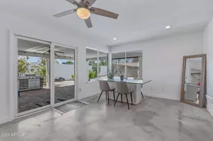 10660 N 44th Ct, Phoenix, AZ 85028 - Photo 5