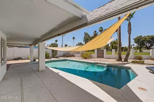 10660 N 44th Ct, Phoenix, AZ 85028 - Photo 35