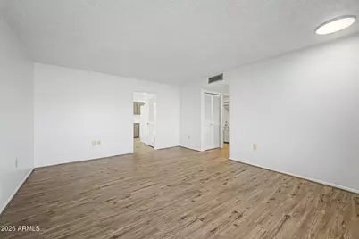 14432 N Lakeforest Drive, Sun City, AZ 85351 - Photo 7