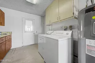 14432 N Lakeforest Dr, Sun City, AZ 85351 - Photo 29