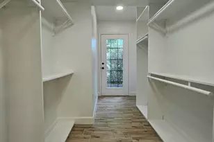 8101 N Central Ave, Phoenix, AZ 85020 - Photo 23