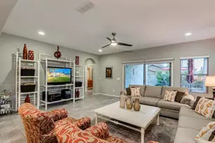 10819 W Swayback Pass, Peoria, AZ 85383 - Photo 15