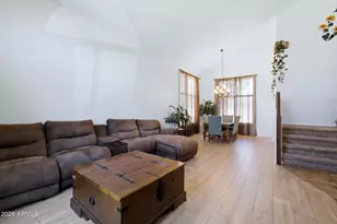 4601 E Ramuda Dr, Phoenix, AZ 85050 - Photo 7