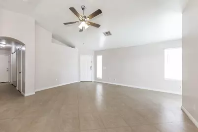 19246 N 31st Street, Phoenix, AZ 85050 - Photo 5