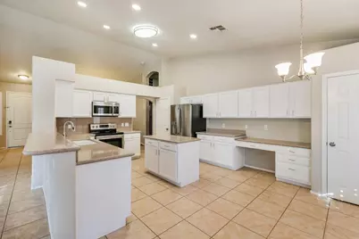 7064 E Lobo Avenue, Mesa, AZ 85209 - Photo 9