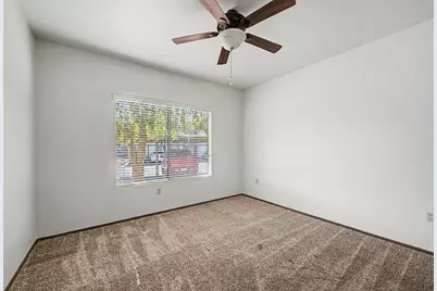 750 E Northern Avenue #Unit 1048, Phoenix, AZ 85020 - Photo 19