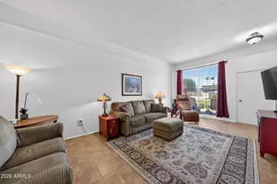 13082 N 100th Dr N, Sun City, AZ 85351 - Photo 9