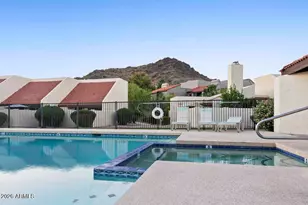 427 E Ironwood Dr, Phoenix, AZ 85020 - Photo 27