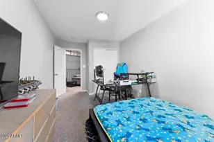 427 E Ironwood Dr, Phoenix, AZ 85020 - Photo 21
