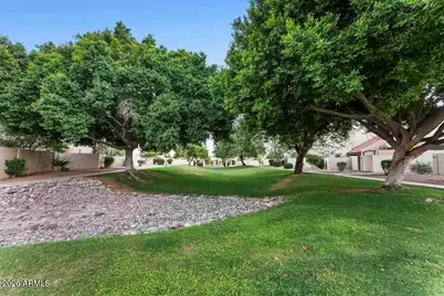 427 E Ironwood Drive, Phoenix, AZ 85020 - Photo 29