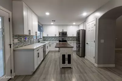 15936 W Central Street, Surprise, AZ 85374 - Photo 9