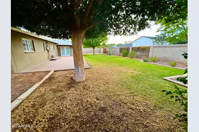 3940 E Glenrosa Avenue, Phoenix, AZ 85018 - Photo 13