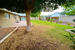 3940 E Glenrosa Ave, Phoenix, AZ 85018 - Photo 13