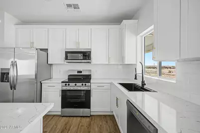 37159 W Encinas Lane, Tonopah, AZ 85354 - Photo 13