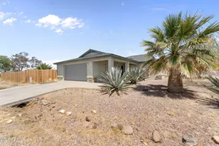 27144 S Bennett Way, Congress, AZ 85332 - Photo 1