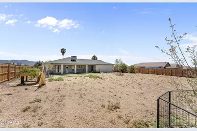 27144 S Bennett Way, Congress, AZ 85332 - Photo 23