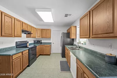 27144 S Bennett Way, Congress, AZ 85332 - Photo 17