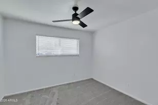 5525 E Thomas Rd, Phoenix, AZ 85018 - Photo 11