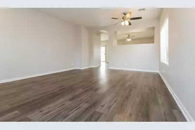 102 N 118th Drive, Avondale, AZ 85323 - Photo 5