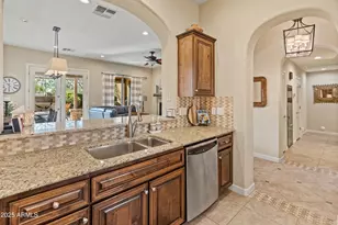 12065 W Desert Mirage Dr, Peoria, AZ 85383 - Photo 15