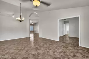 1113 E Betsy Ln, Gilbert, AZ 85296 - Photo 21