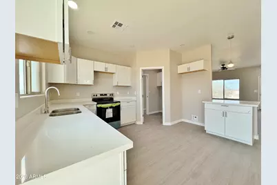 10096 W Lazy Acres Drive, Casa Grande, AZ 85193 - Photo 9