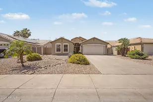 691 E Eagle Ln, Gilbert, AZ 85296 - Photo 1