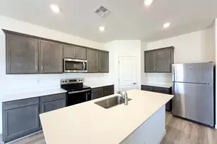 634 W Red Hawk Ct, Casa Grande, AZ 85122 - Photo 3