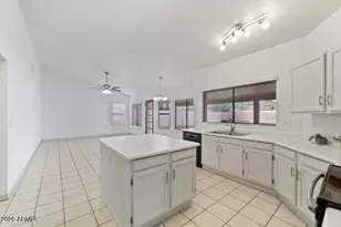3322 E Dry Creek Rd, Phoenix, AZ 85044 - Photo 9