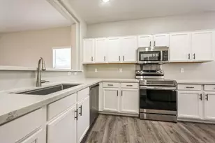 15370 W Acapulco Ln, Surprise, AZ 85379 - Photo 7