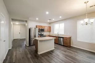 3117 W St Kateri Dr, Phoenix, AZ 85041 - Photo 7