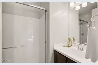 4623 E Vista Bonita Drive, Phoenix, AZ 85050 - Photo 17