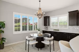 4623 E Vista Bonita Dr, Phoenix, AZ 85050 - Photo 13