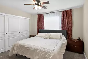 1627 E Earll Dr, Phoenix, AZ 85016 - Photo 11