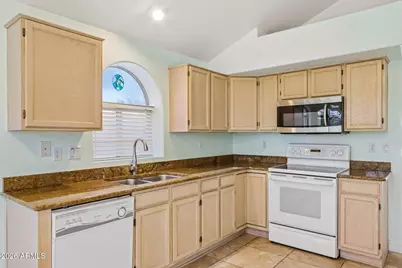 10177 S Hacienda Drive, Goodyear, AZ 85338 - Photo 19