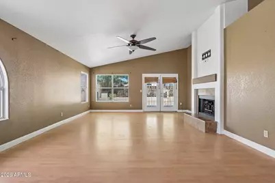 10177 S Hacienda Drive, Goodyear, AZ 85338 - Photo 13