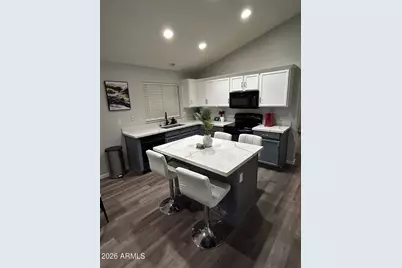 10826 W Wilshire Drive, Avondale, AZ 85392 - Photo 5