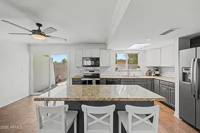 3632 E Sunnyside Drive, Phoenix, AZ 85028 - Photo 5