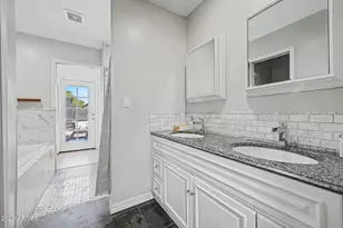 3632 E Sunnyside Dr, Phoenix, AZ 85028 - Photo 9
