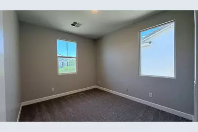 612 E Hazelnut Lane, San Tan Valley, AZ 85140 - Photo 7