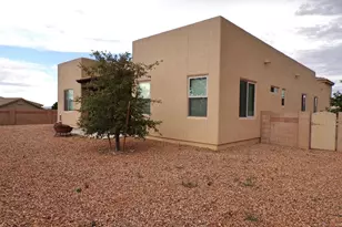 6263 E Saddlehorn Circle, Hereford, AZ 85615 - Photo 27