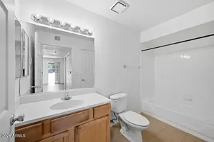 9990 N Scottsdale Rd, Paradise Valley, AZ 85253 - Photo 17
