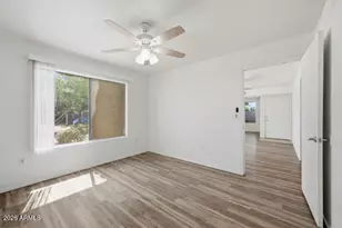 9990 N Scottsdale Rd, Paradise Valley, AZ 85253 - Photo 15