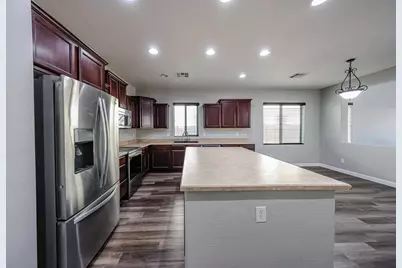 16982 W Rio Vista Lane, Goodyear, AZ 85338 - Photo 9
